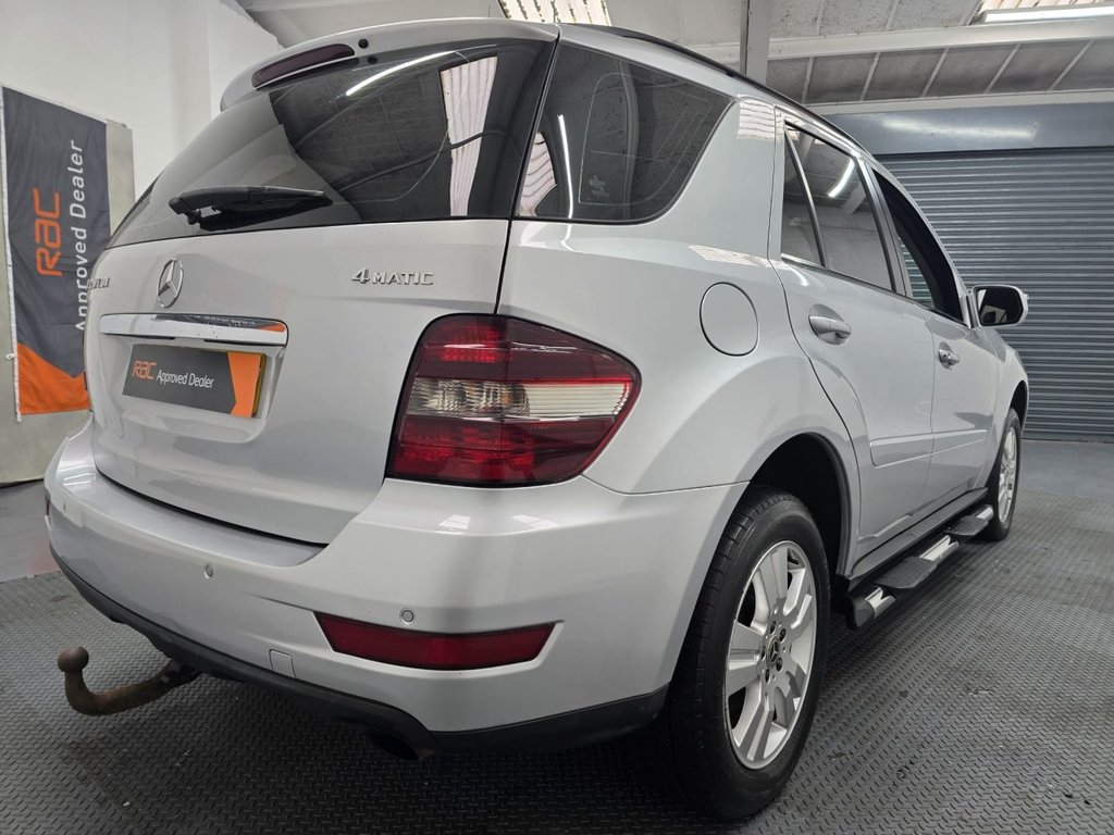 Used Mercedes-Benz M Class 2009 for sale - 77680762: Photo 6
