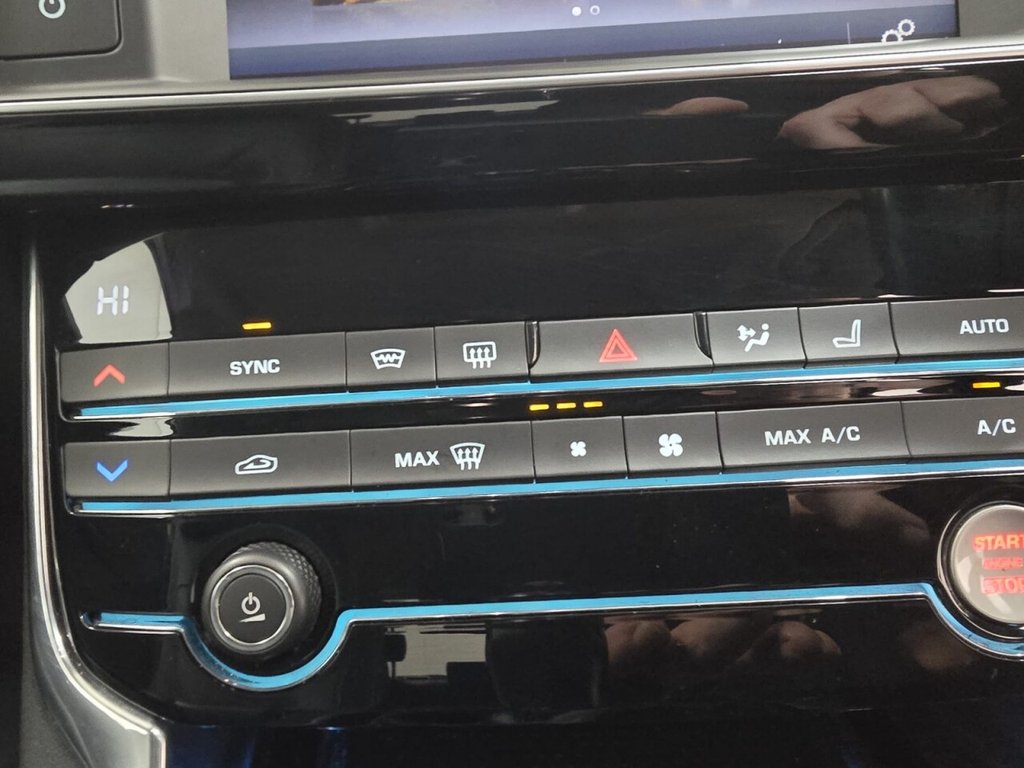 Used Jaguar XE 2017 for sale - 77263437: Photo 16