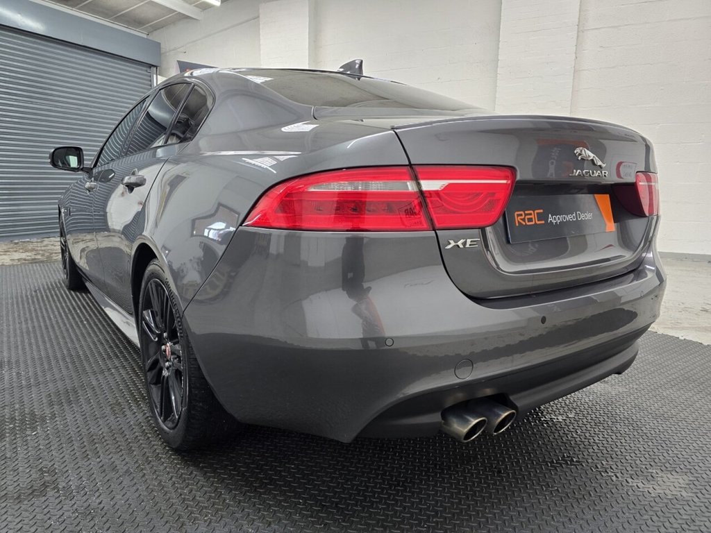 Used Jaguar XE 2017 for sale - 77263437: Photo 4