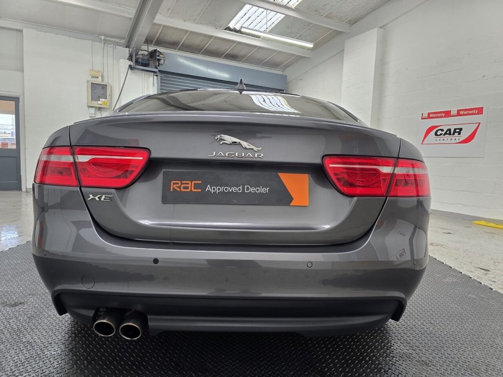Used Jaguar XE 2017 for sale - 77263437: Photo 5