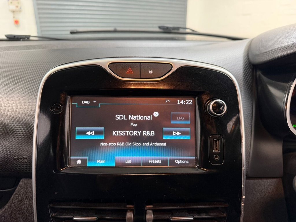 Used Renault Clio 2016 for sale - 76751350: Photo 18