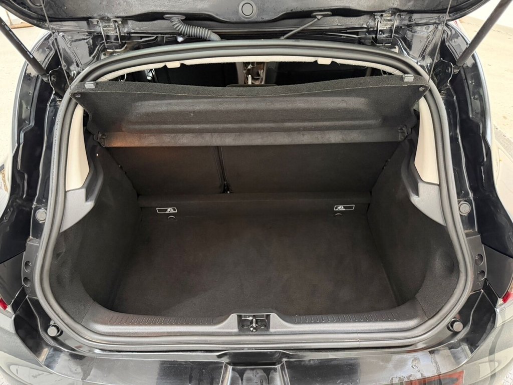 Used Renault Clio 2016 for sale - 76751350: Photo 22