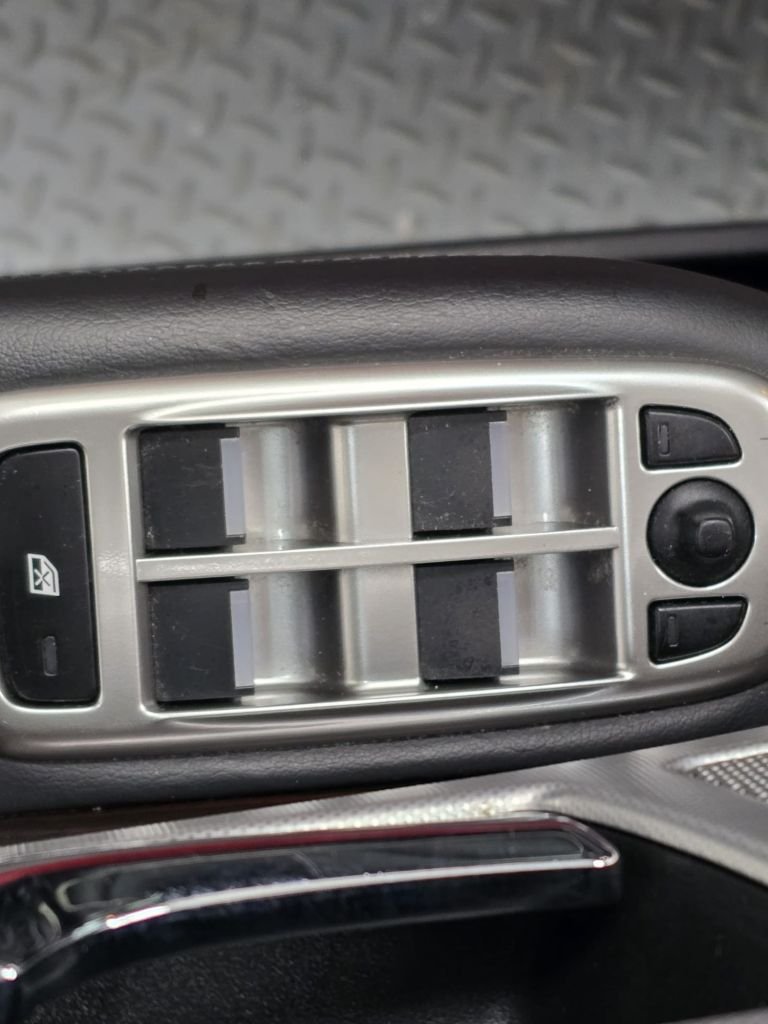 Used Jaguar XF 2013 for sale - 77680808: Photo 11