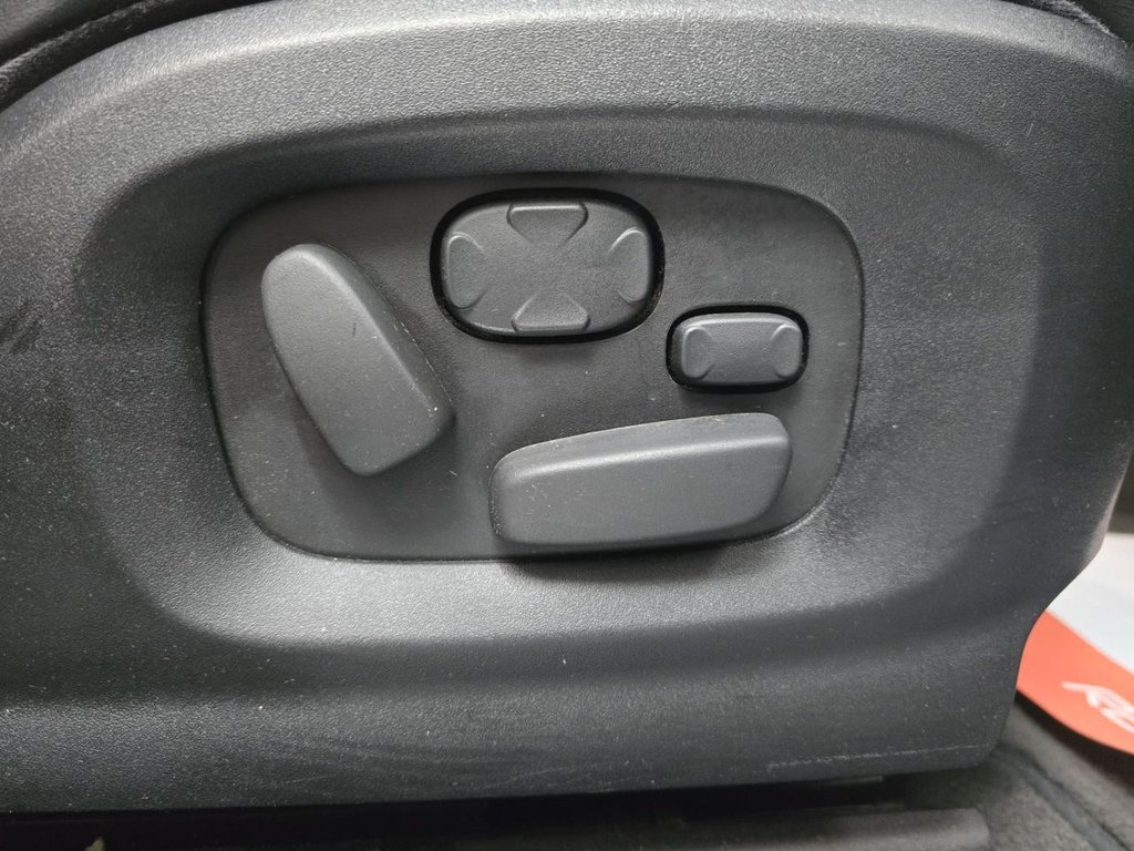 Used Jaguar XF 2013 for sale - 77680808: Photo 12