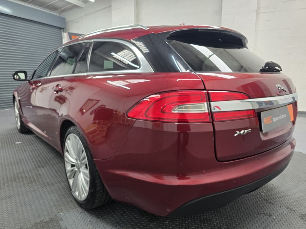Used Jaguar XF 2013 for sale - 77680808: Photo 4