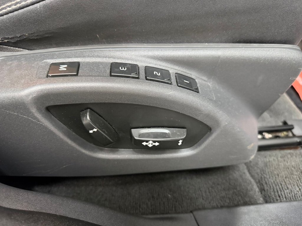 Used Volvo XC60 2010 for sale - 77038070: Photo 11