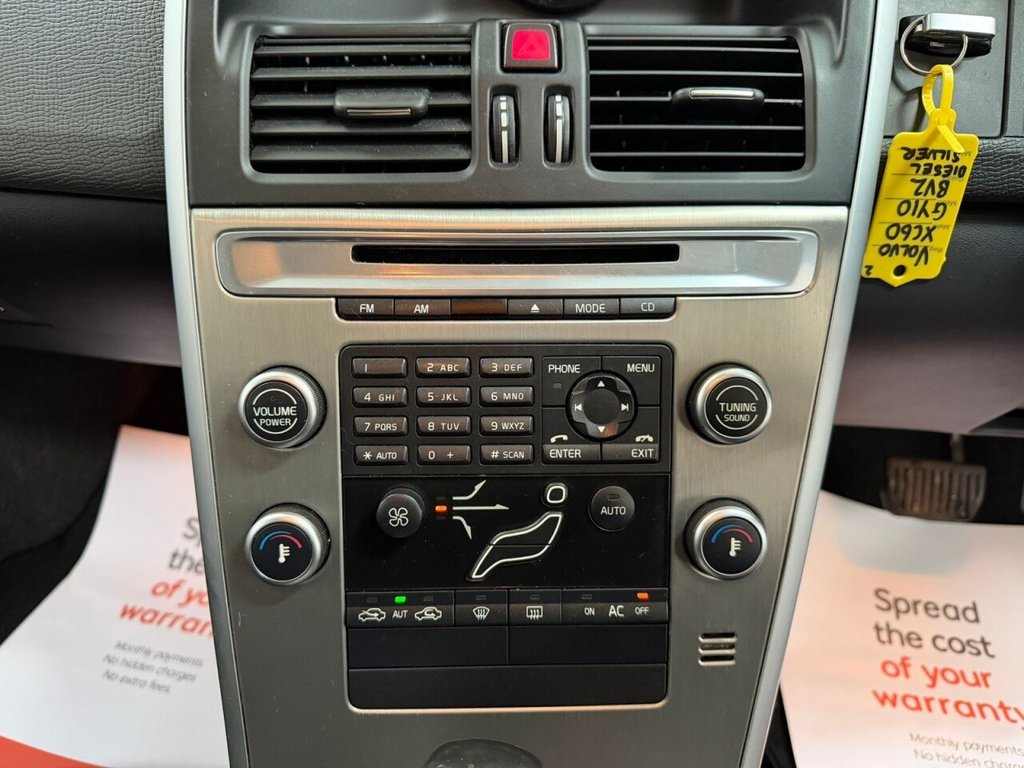 Used Volvo XC60 2010 for sale - 77038070: Photo 16