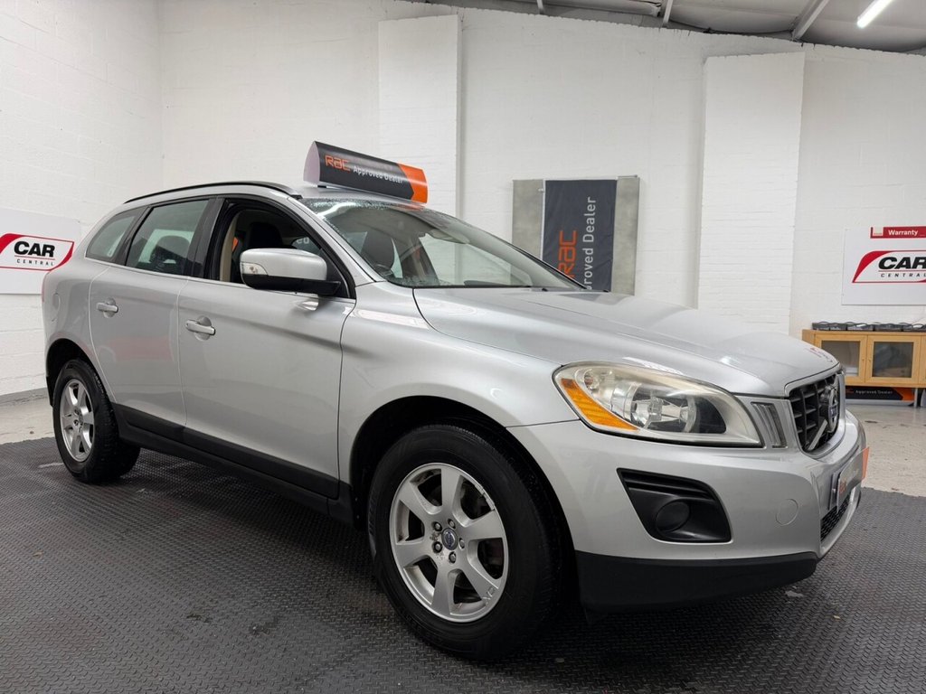 Used Volvo XC60 2010 for sale - 77038070: Photo 8