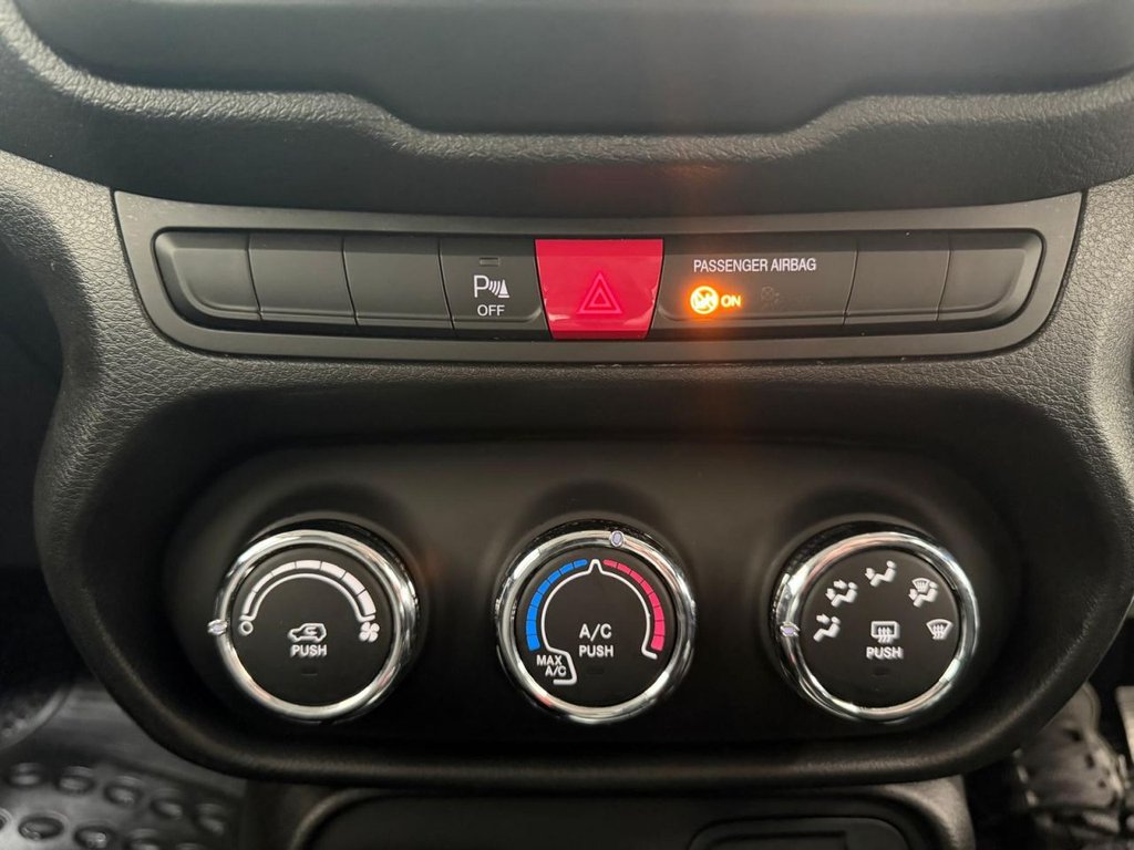 Used Jeep Renegade 2016 for sale - 77991337: Photo 25