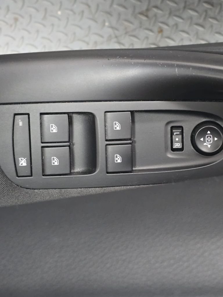 Used Vauxhall Astra 2016 for sale - 77904928: Photo 25