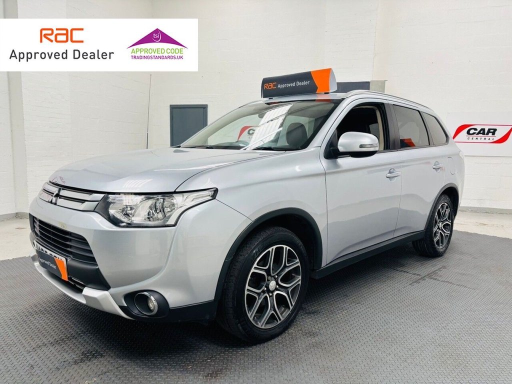 Used Mitsubishi Outlander 2015 for sale - 76396357: Photo 1
