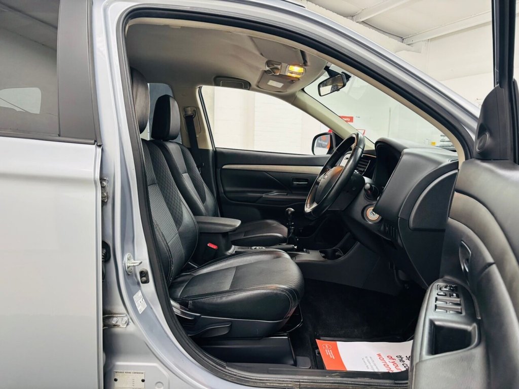 Used Mitsubishi Outlander 2015 for sale - 76396357: Photo 10