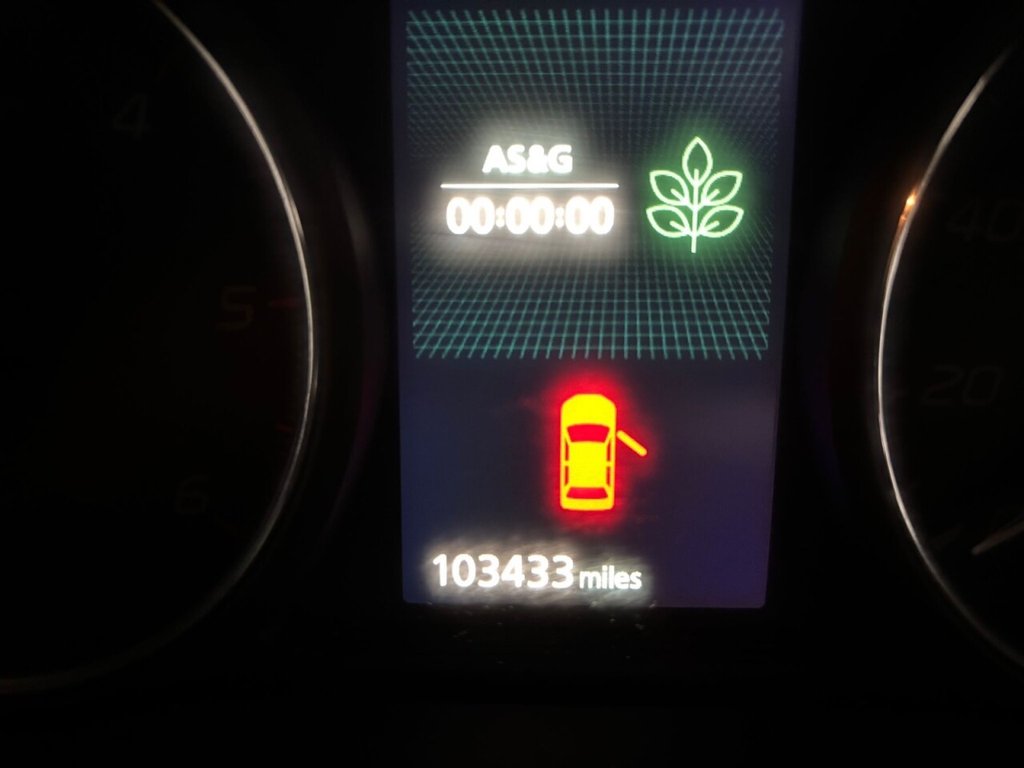 Used Mitsubishi Outlander 2015 for sale - 76396357: Photo 12