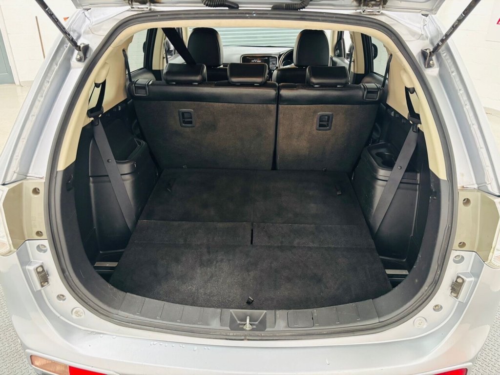 Used Mitsubishi Outlander 2015 for sale - 76396357: Photo 20