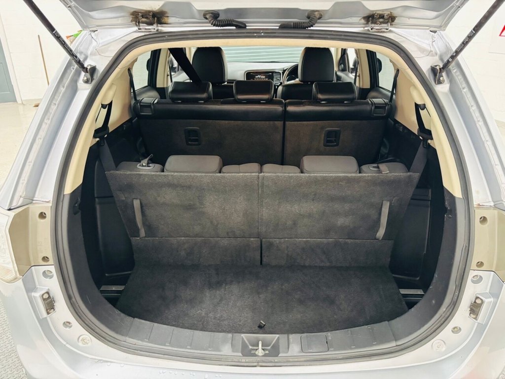 Used Mitsubishi Outlander 2015 for sale - 76396357: Photo 21