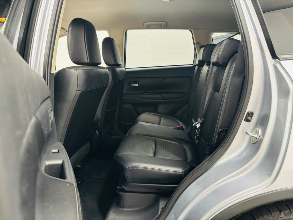 Used Mitsubishi Outlander 2015 for sale - 76396357: Photo 22