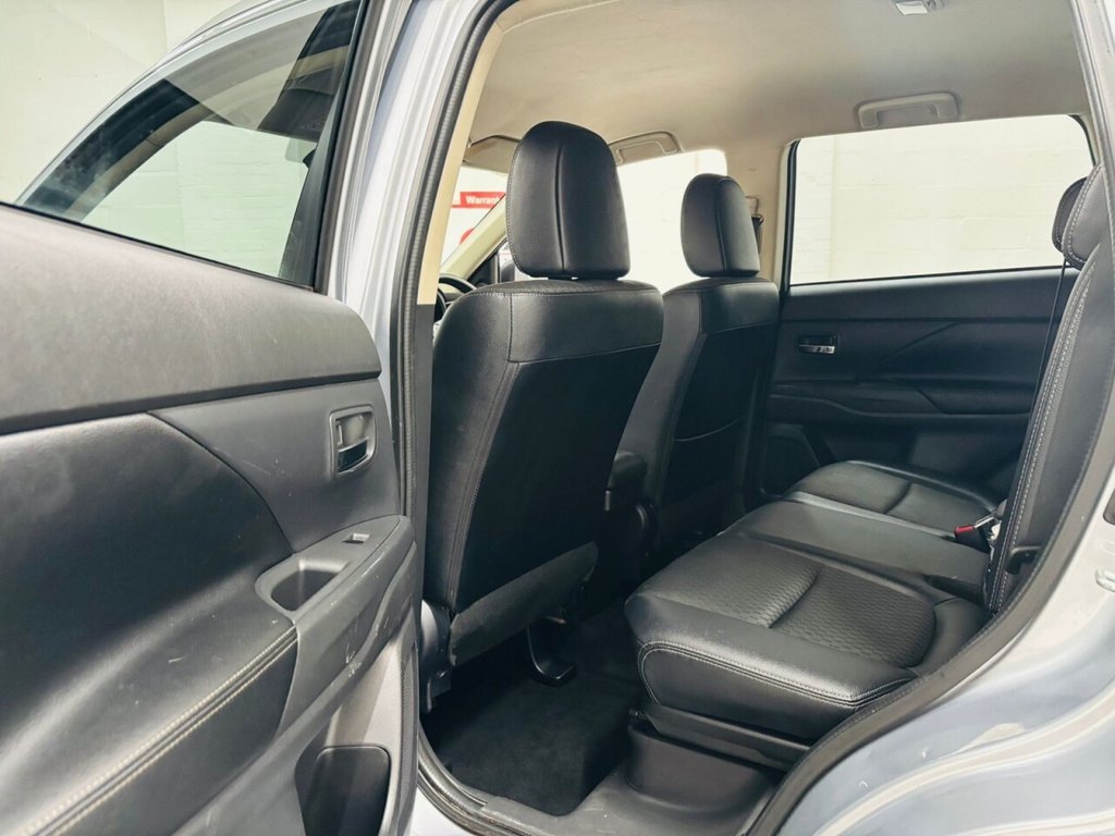Used Mitsubishi Outlander 2015 for sale - 76396357: Photo 23
