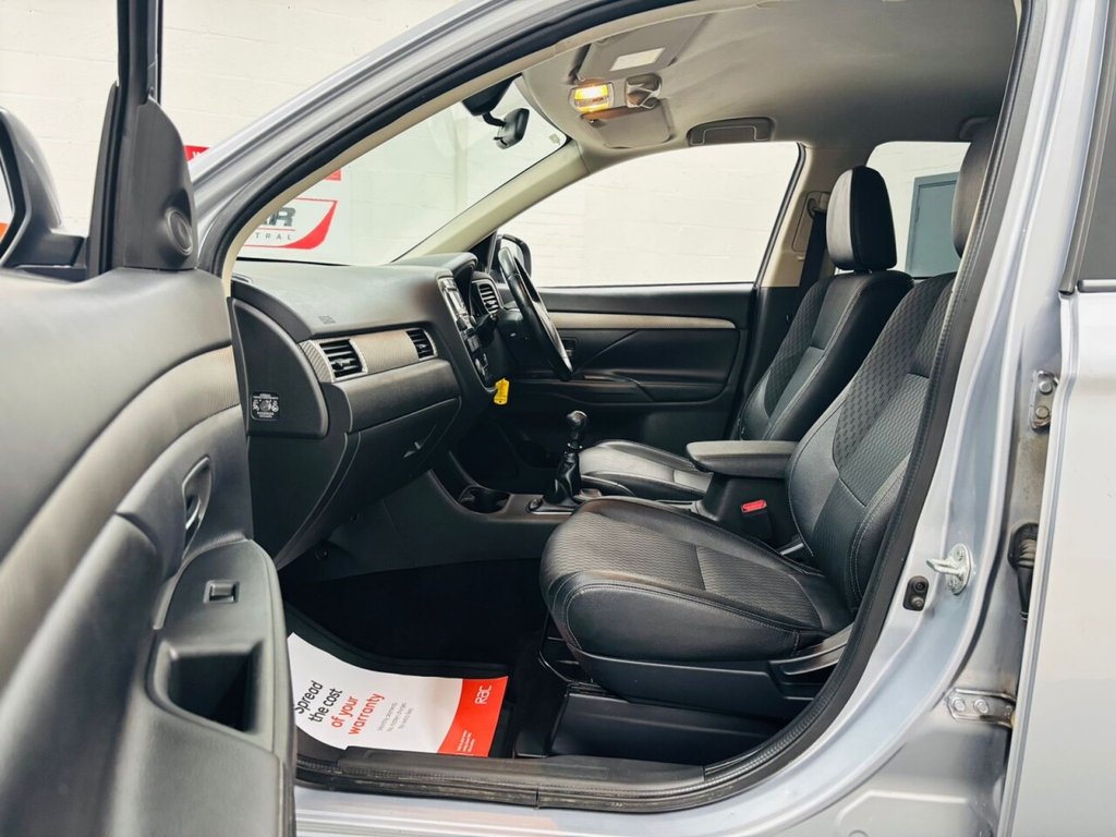 Used Mitsubishi Outlander 2015 for sale - 76396357: Photo 25