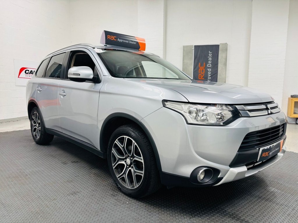 Used Mitsubishi Outlander 2015 for sale - 76396357: Photo 8
