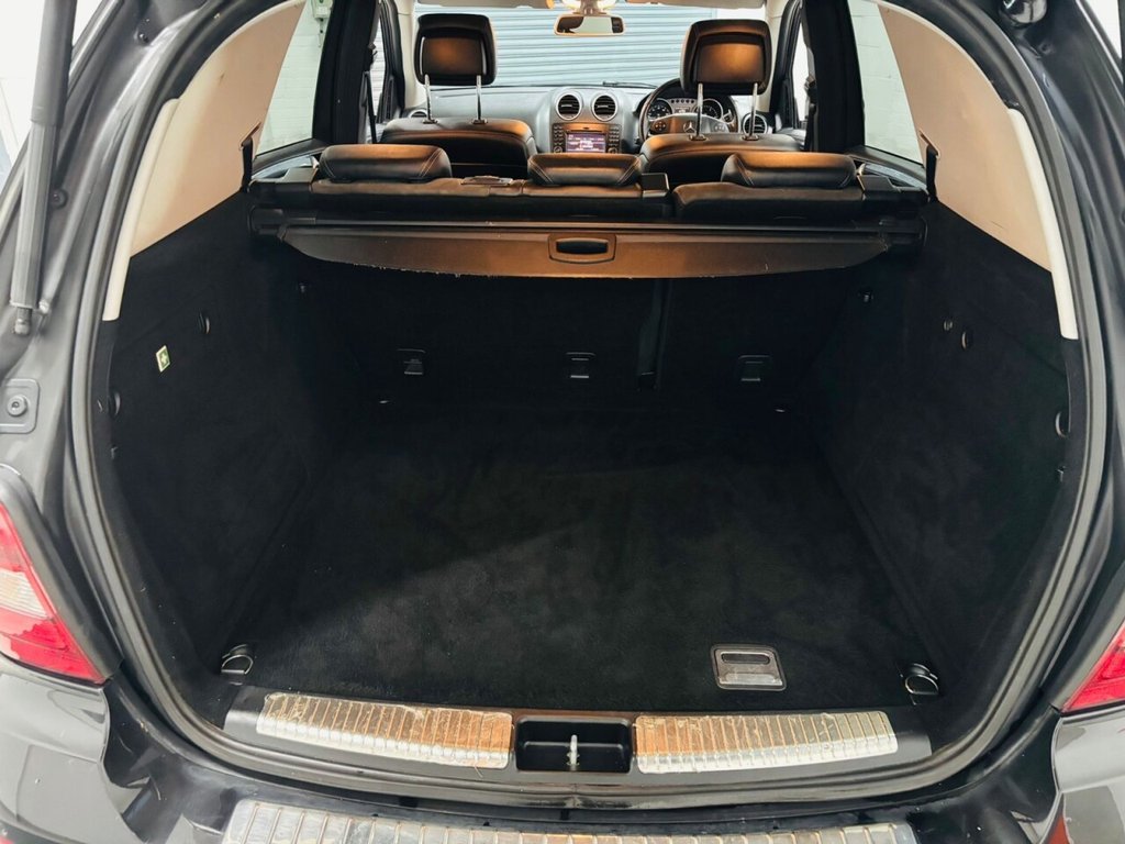 Used Mercedes-Benz M Class 2010 for sale - 76400495: Photo 20