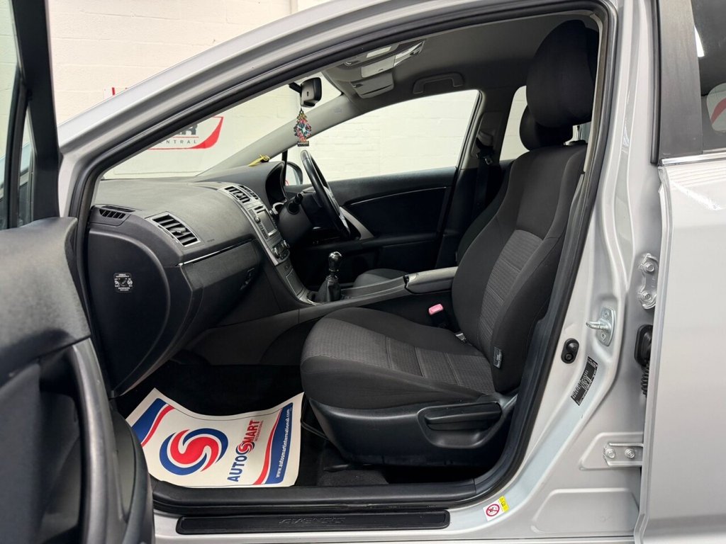 Used Toyota Avensis 2014 for sale - 76783641: Photo 19