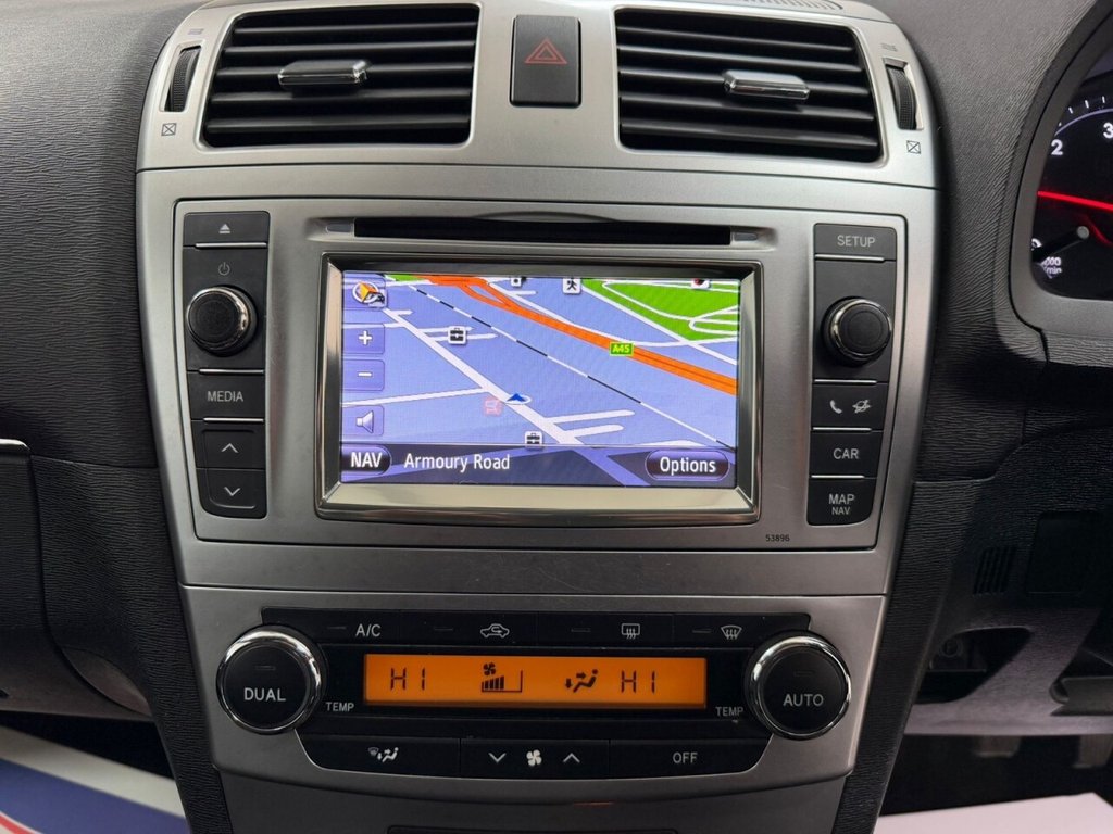 Used Toyota Avensis 2014 for sale - 76783641: Photo 26