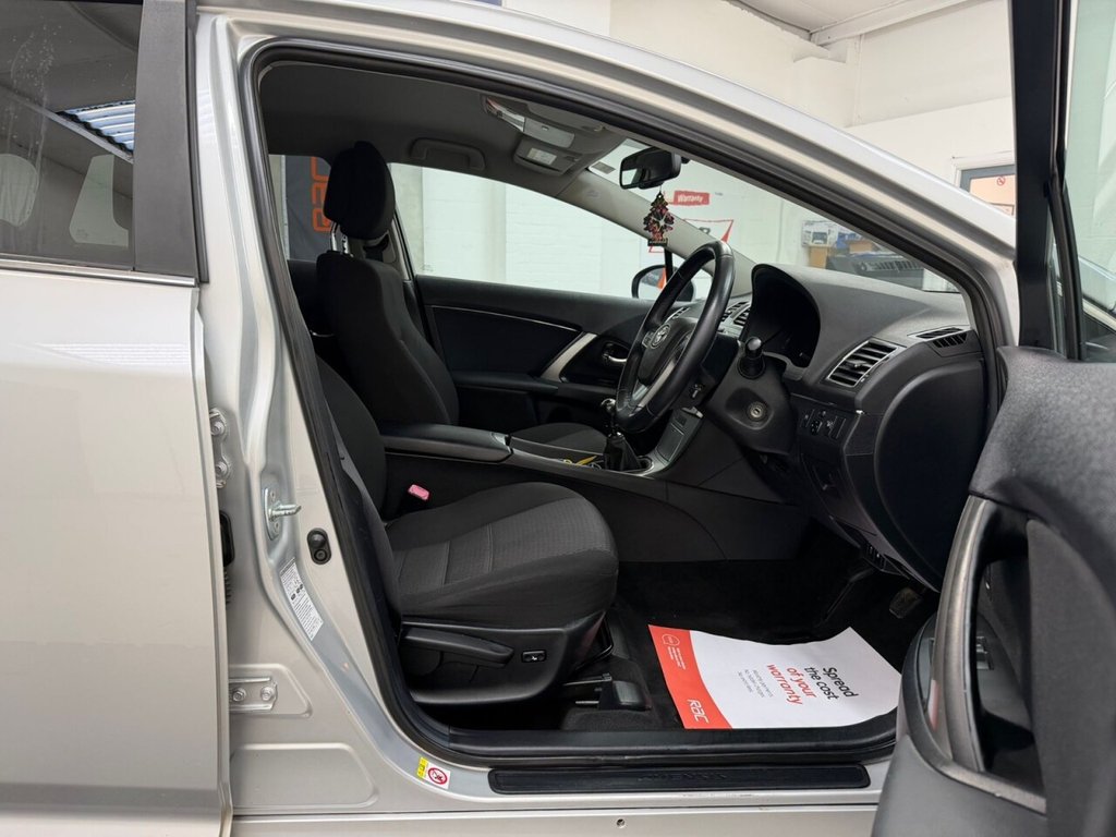 Used Toyota Avensis 2014 for sale - 76783641: Photo 9