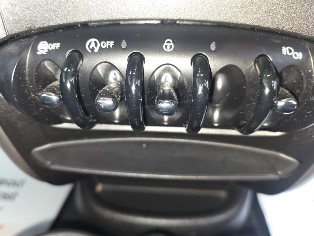 Used MINI Cooper 2014 for sale - 77572260: Photo 24