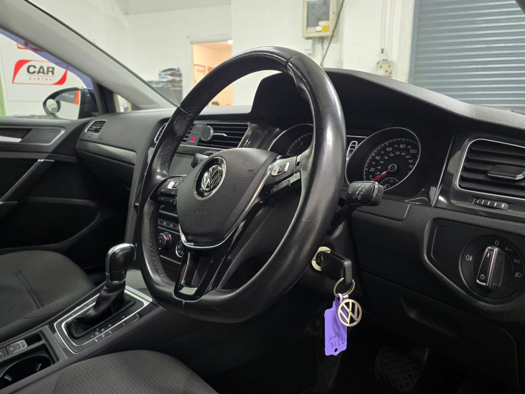Used Volkswagen Golf 2018 for sale - 77369599: Photo 10