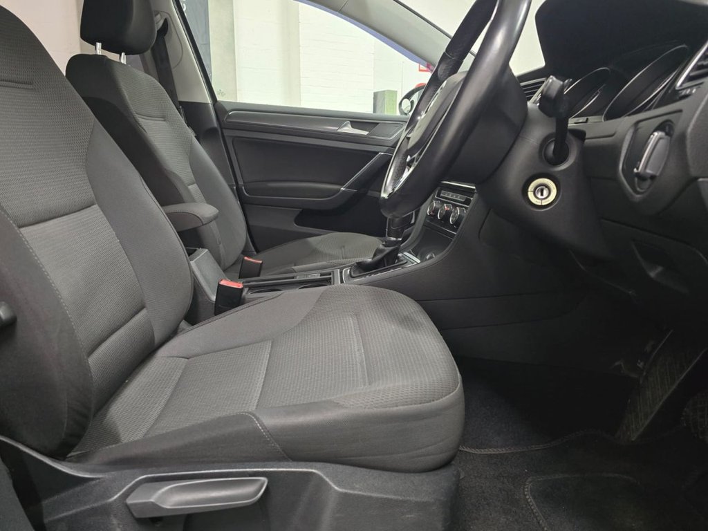 Used Volkswagen Golf 2018 for sale - 77369599: Photo 11