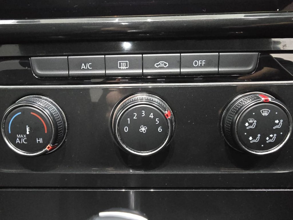 Used Volkswagen Golf 2018 for sale - 77369599: Photo 18