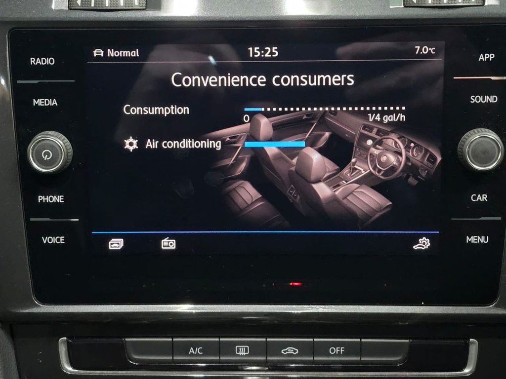 Used Volkswagen Golf 2018 for sale - 77369599: Photo 19