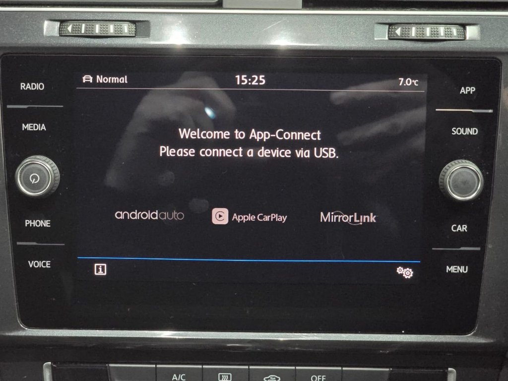 Used Volkswagen Golf 2018 for sale - 77369599: Photo 20