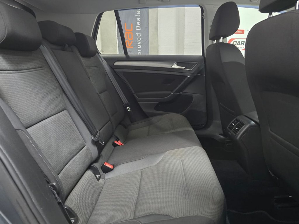 Used Volkswagen Golf 2018 for sale - 77369599: Photo 23