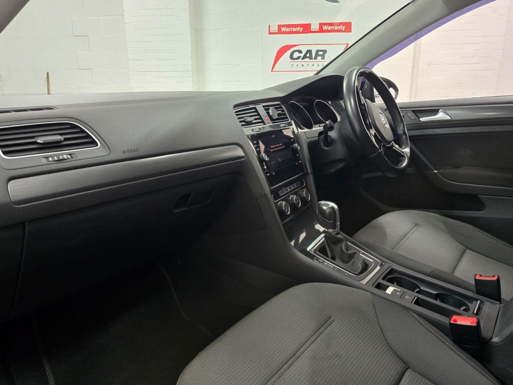 Used Volkswagen Golf 2018 for sale - 77369599: Photo 29