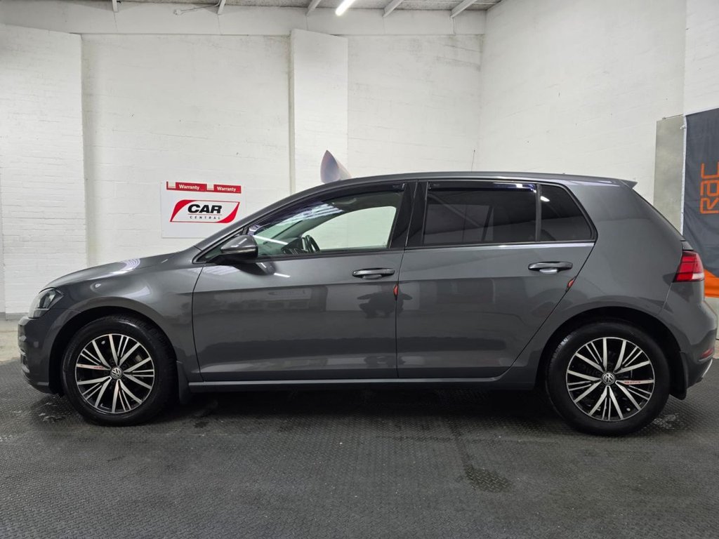 Used Volkswagen Golf 2018 for sale - 77369599: Photo 3