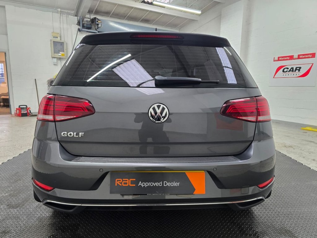 Used Volkswagen Golf 2018 for sale - 77369599: Photo 5
