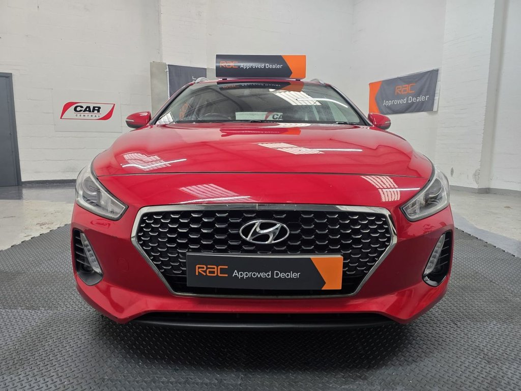 Used Hyundai i30 2018 for sale - 77572144: Photo 2