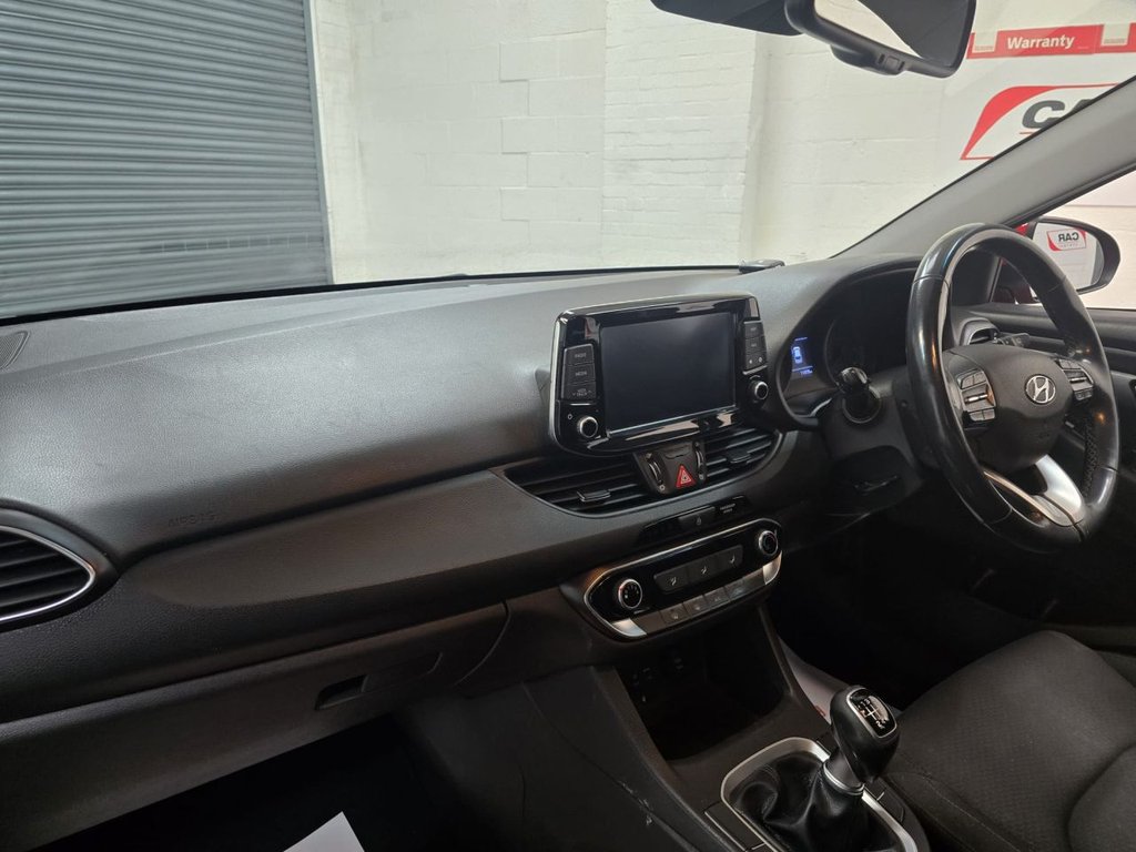 Used Hyundai i30 2018 for sale - 77572144: Photo 30