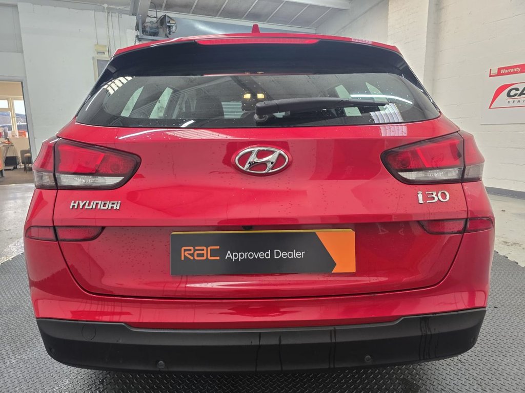 Used Hyundai i30 2018 for sale - 77572144: Photo 5