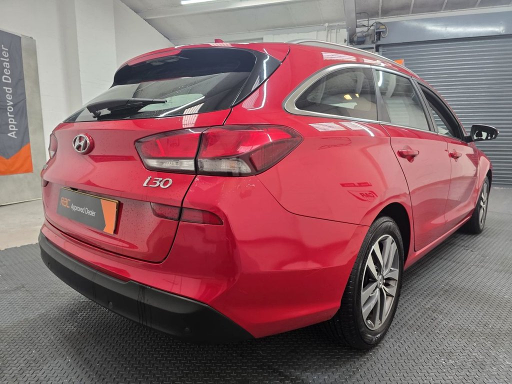Used Hyundai i30 2018 for sale - 77572144: Photo 6