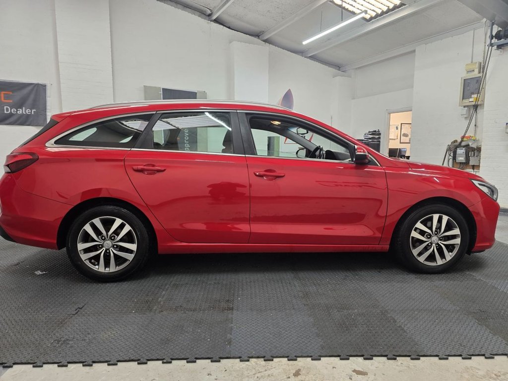 Used Hyundai i30 2018 for sale - 77572144: Photo 7