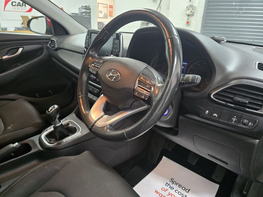 Used Hyundai i30 2018 for sale - 77572144: Photo 9