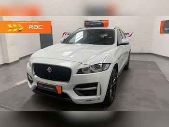 Used Jaguar F-Pace 2016 for sale - 79069128: Photo