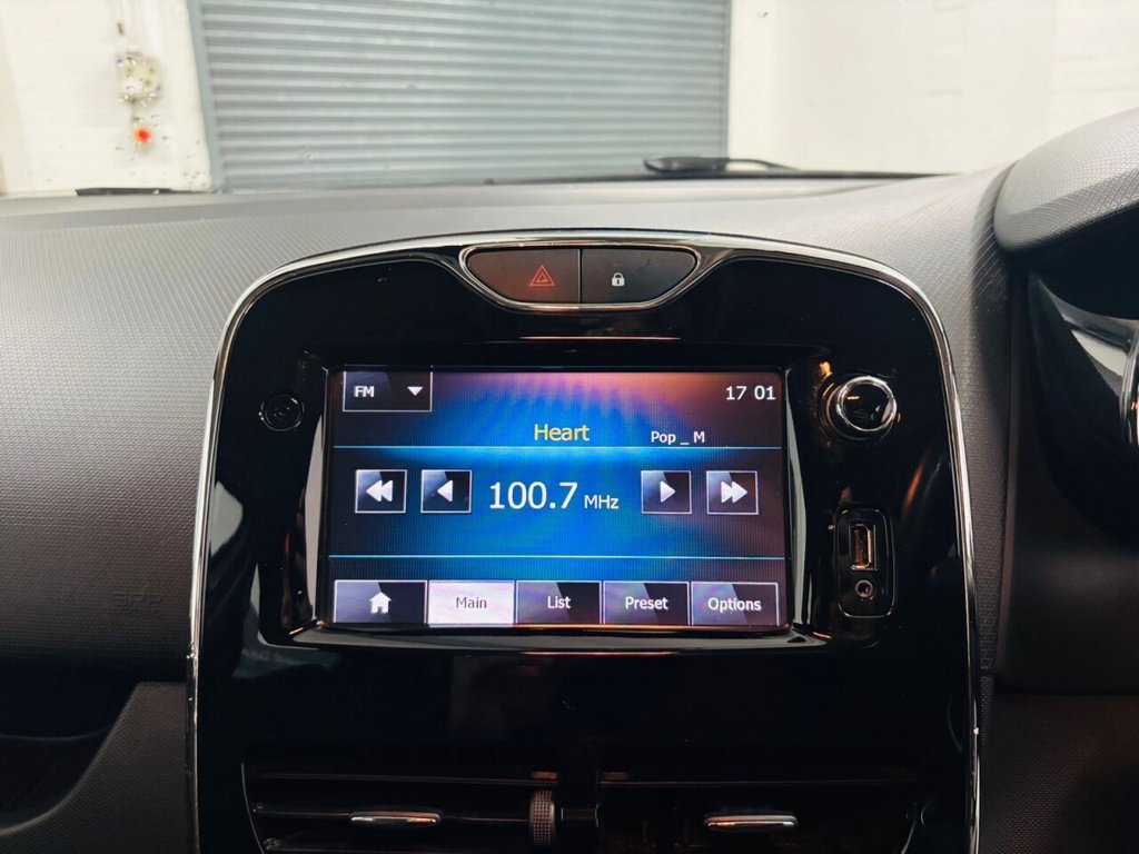 Used Renault Clio 2014 for sale - 76698094: Photo 12