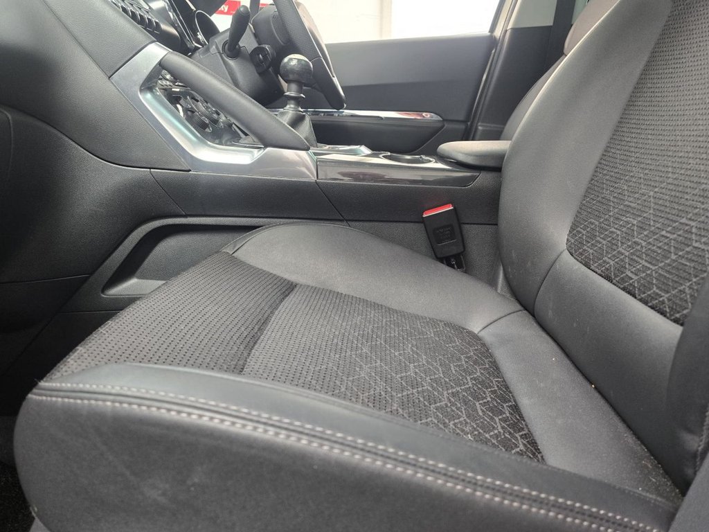 Used Peugeot 3008 2015 for sale - 77920225: Photo 23