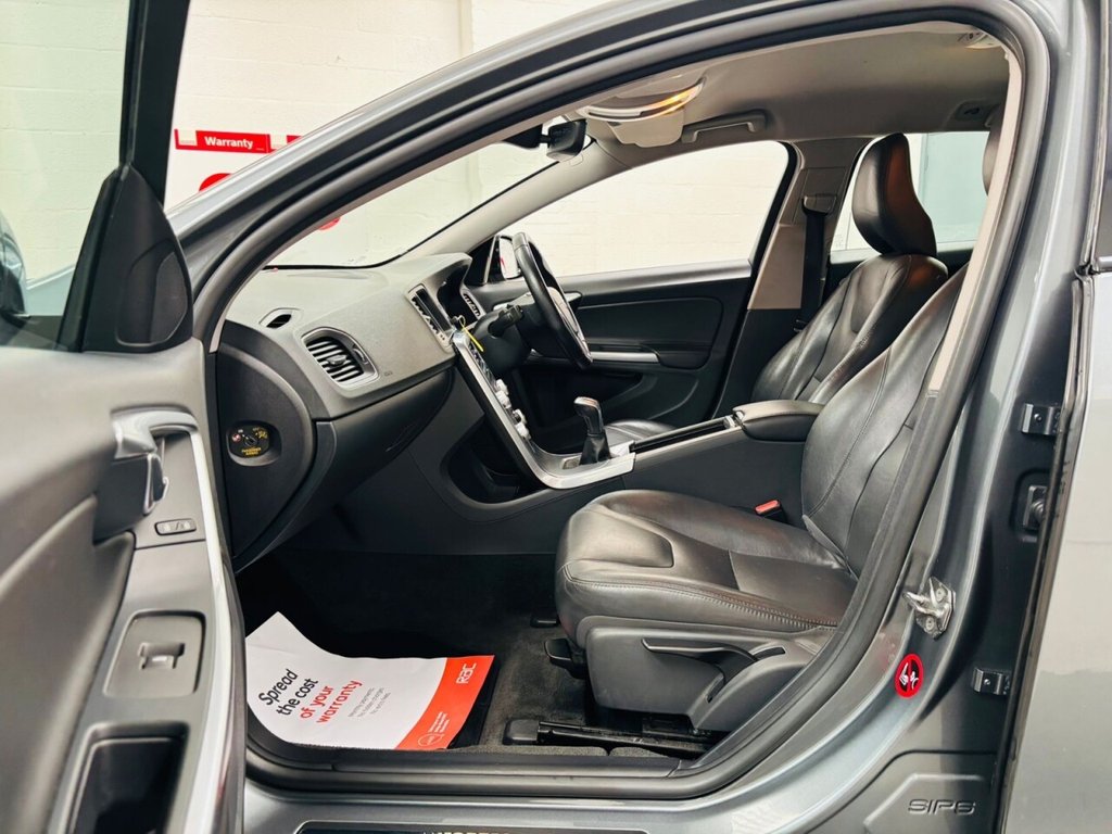 Used Volvo V60 2017 for sale - 76632059: Photo 26