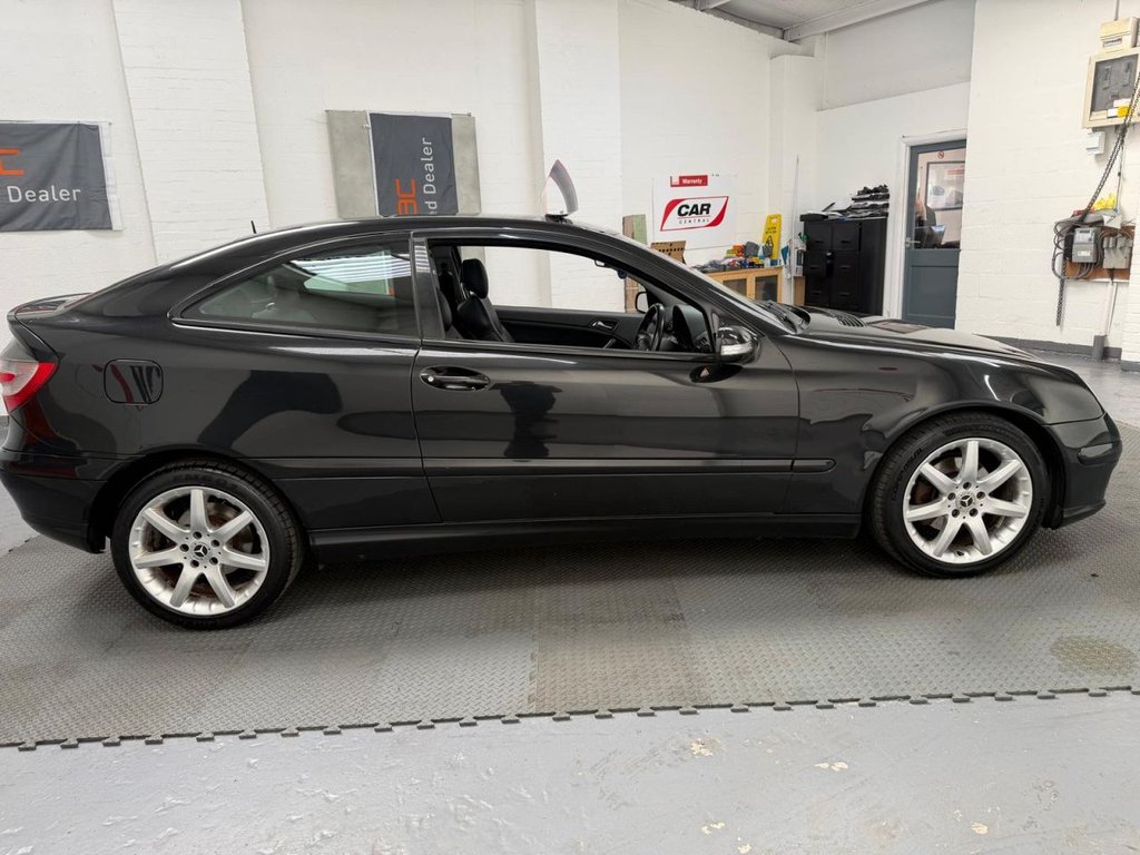 Used Mercedes-Benz C Class 2008 for sale - 78017193: Photo 7