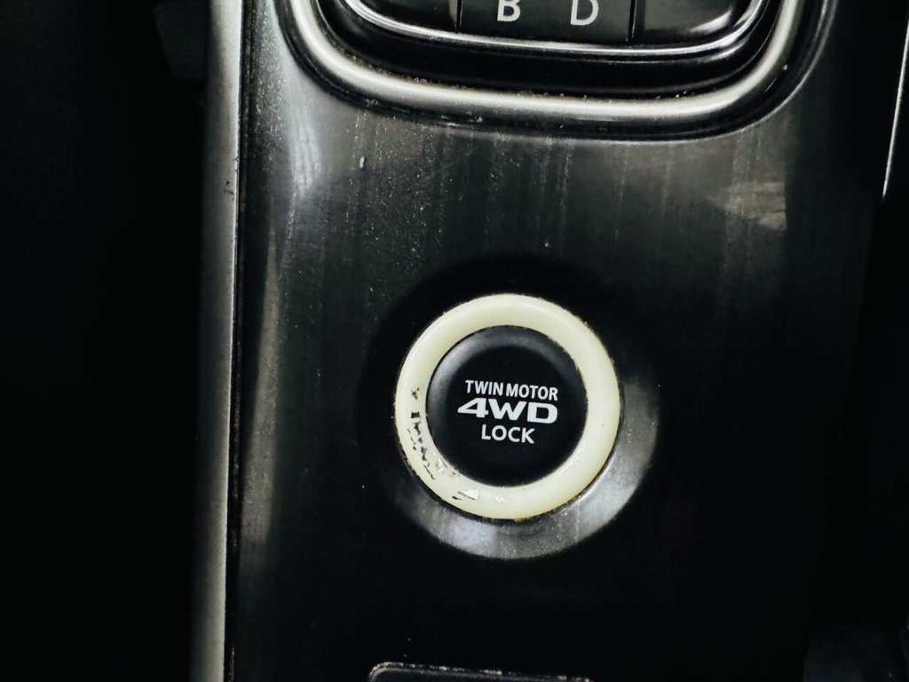 Used Mitsubishi Outlander 2016 for sale - 76496814: Photo 16