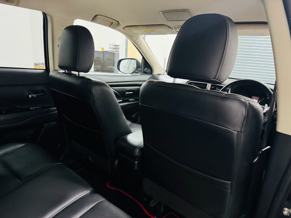 Used Mitsubishi Outlander 2016 for sale - 76496814: Photo 17